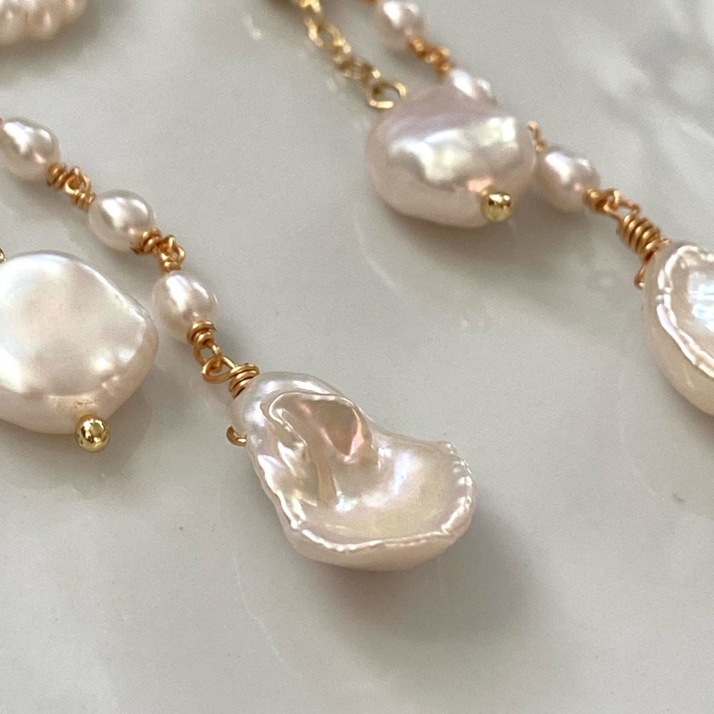 E20-Handmade High Luster Baby Pearl &Keshi Pearl Dangle Freshwater Pearl Earring - Picture 4 of 6